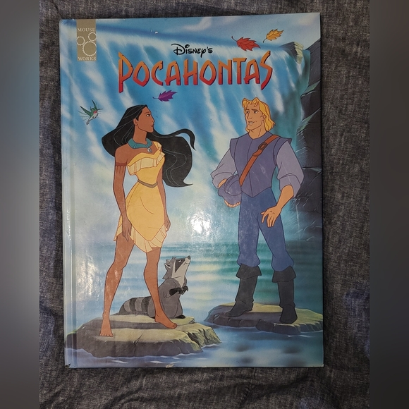 Disney classic series Pocahontas this over size 1995 book is in great condition - Picture 1 of 3